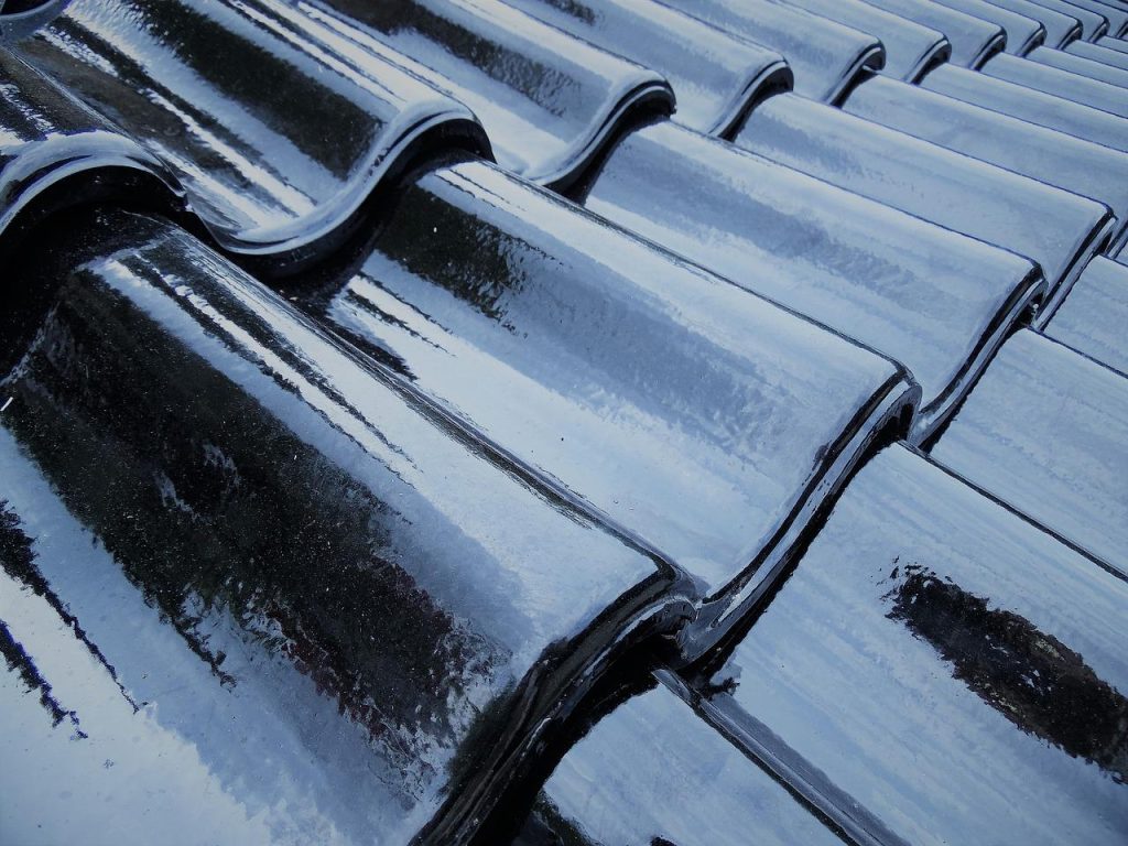 Uw dakbedekking in Hoofddorp onderhouden met stap-voor-stap gids voor materialen, inspectie en professionele diensten